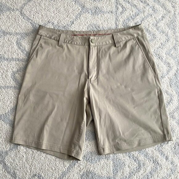Rhone Shorts Mens 33 Khaki Commuter Performance Stretch Golf Tennis 8” I… - Picture 1 of 7